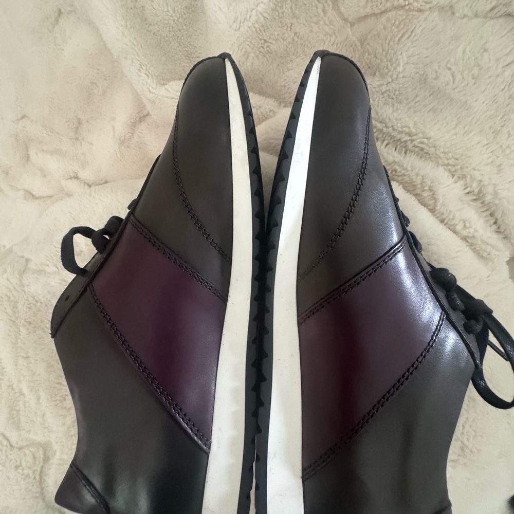 Stylish Black and Purple Men's Sneakers